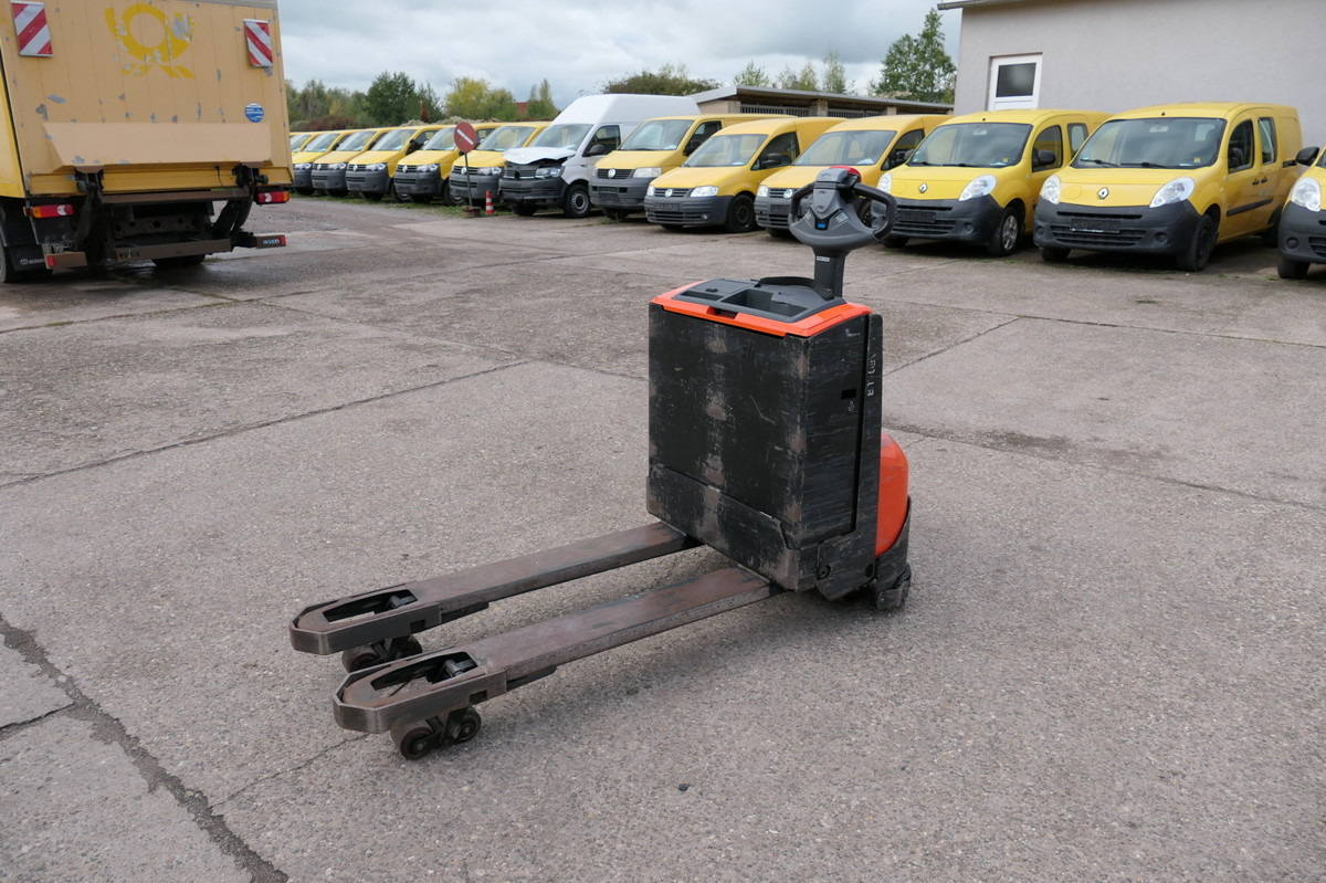 BT LWE 160 Batterie 46/2024 - Niederhubwagen: das Bild 1 BT LWE 160 Batterie 46/2024 - Niederhubwagen: das Bild 1