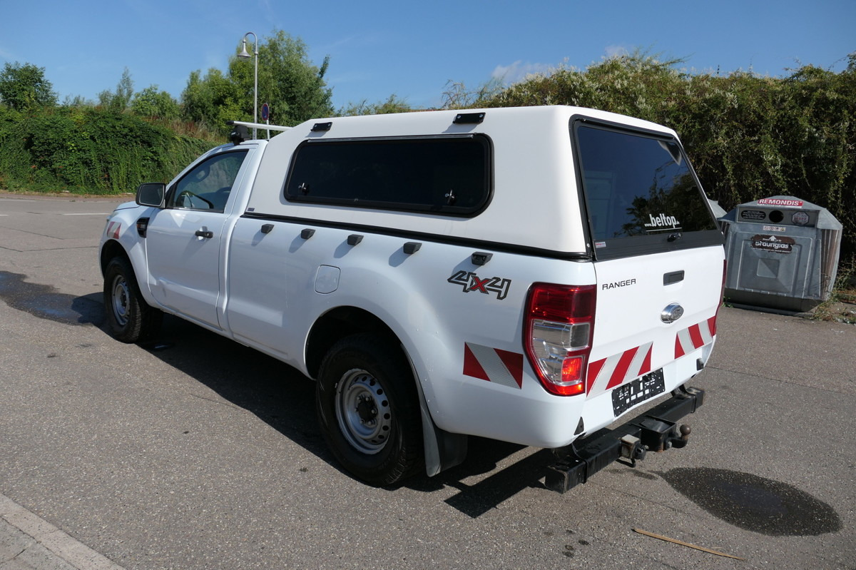 FORD Ranger 2,2 TDCI XL 4x4 - SUV/ Geländewagen: das Bild 4 FORD Ranger 2,2 TDCI XL 4x4 - SUV/ Geländewagen: das Bild 4