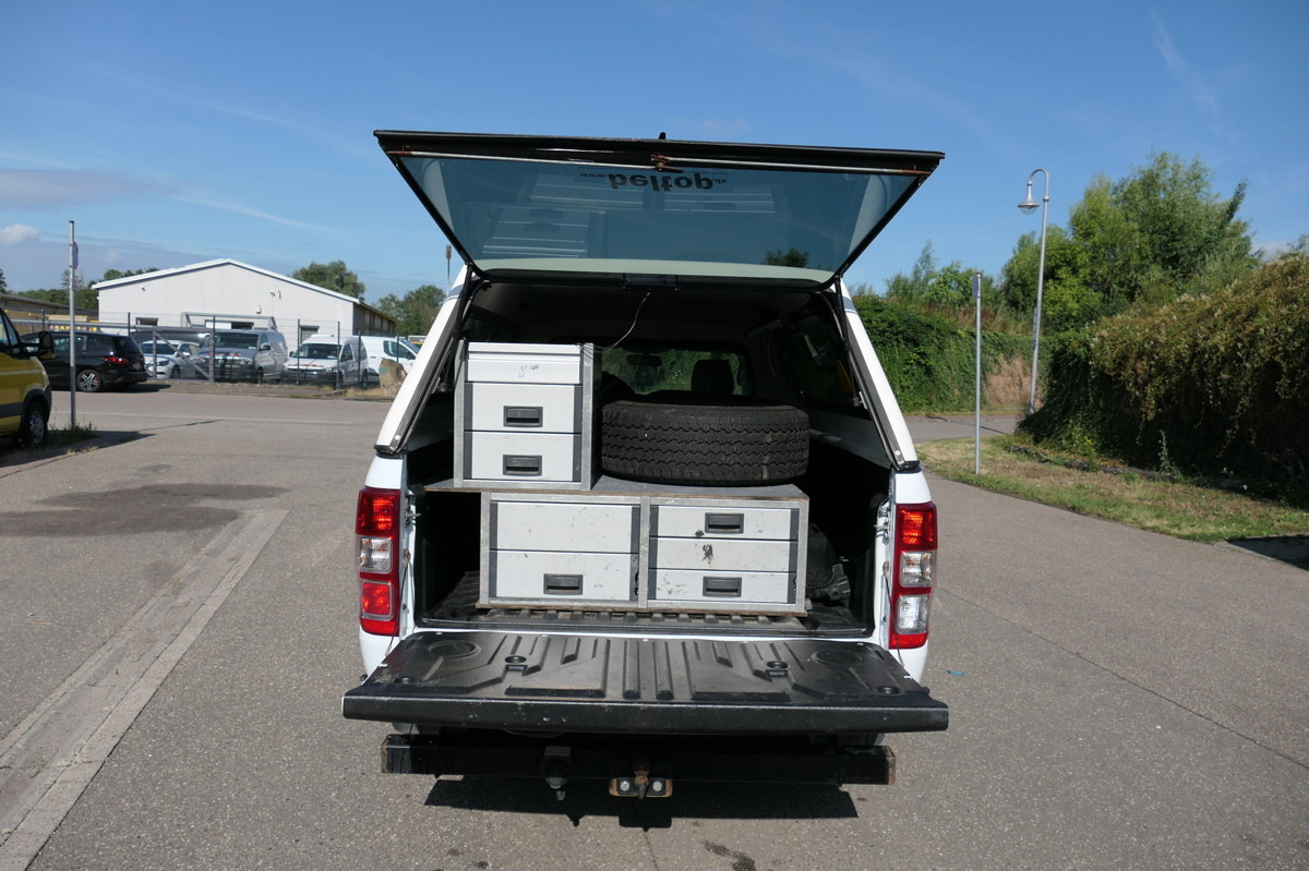 FORD Ranger 2,2 TDCI XL 4x4 - SUV/ Geländewagen: das Bild 5 FORD Ranger 2,2 TDCI XL 4x4 - SUV/ Geländewagen: das Bild 5