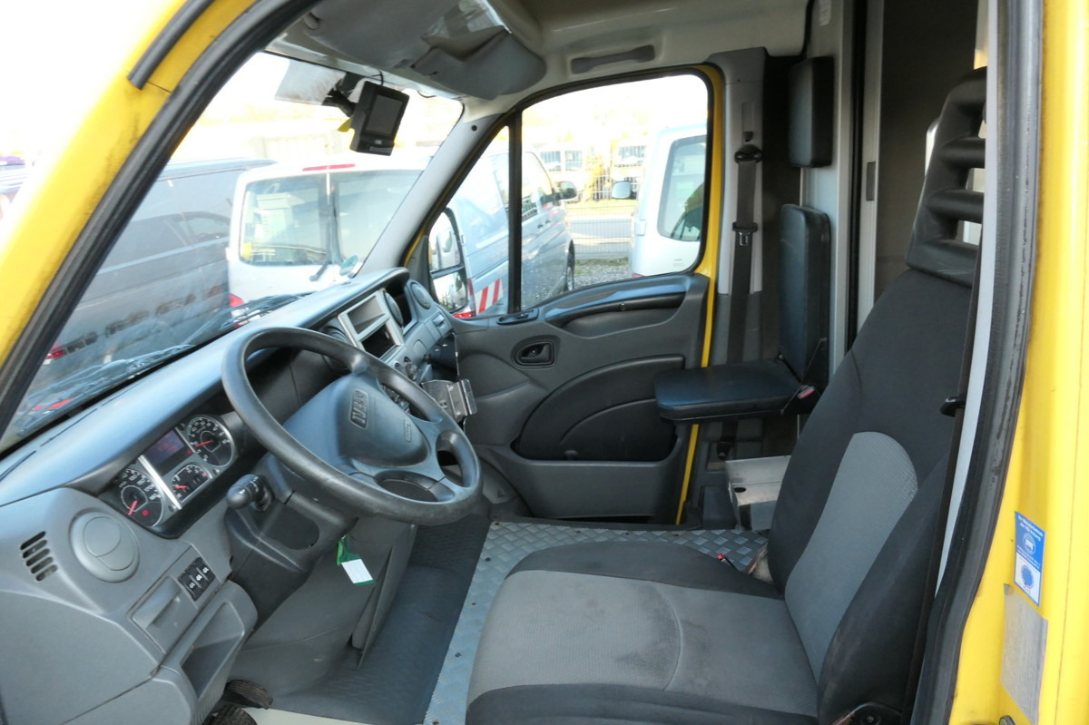 Koffer Transporter IVECO Daily 35 S11 C30C AUTOMATIK KAMERA MAXI Regale D: das Bild 9