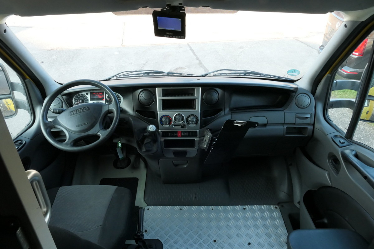 Koffer Transporter IVECO Daily 35 S11 C30C AUTOMATIK KAMERA MAXI Regale D: das Bild 6