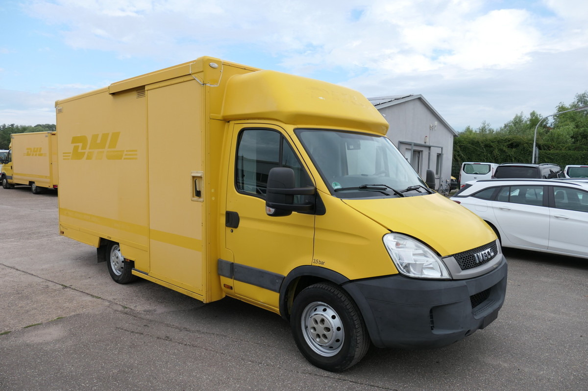 IVECO Daily 35 S11 C30C AUTOMATIK KAMERA MAXI Regale D - Koffer Transporter: das Bild 2 IVECO Daily 35 S11 C30C AUTOMATIK KAMERA MAXI Regale D - Koffer Transporter: das Bild 2