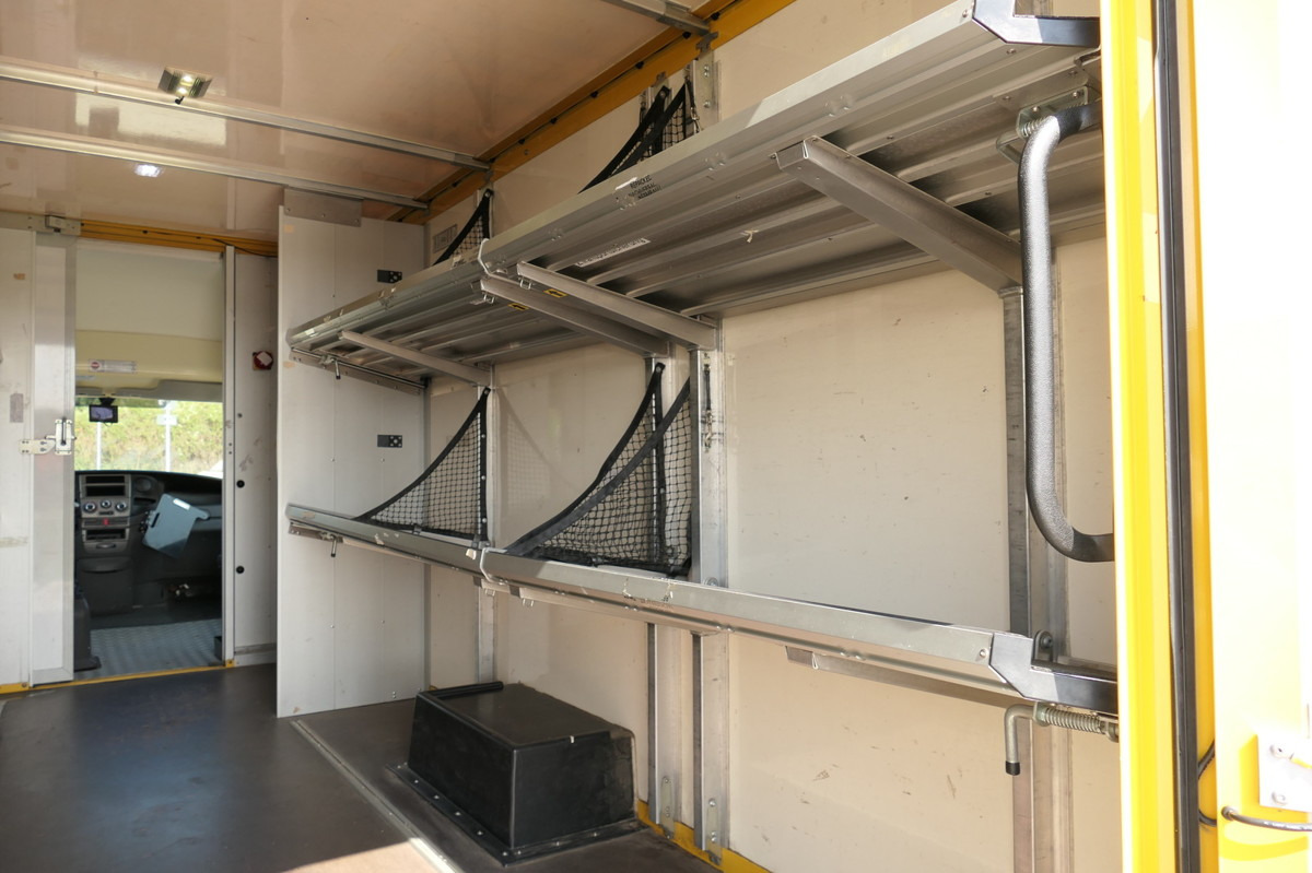 Koffer Transporter IVECO Daily 35 S11 C30C AUTOMATIK KAMERA MAXI Regale L: das Bild 7