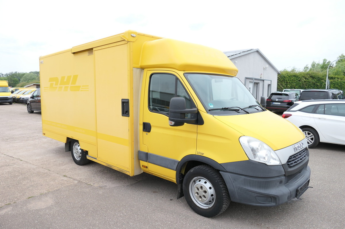 IVECO Daily 35 S11 C30C AUTOMATIK KAMERA Regale LUFT D - Koffer Transporter: das Bild 2 IVECO Daily 35 S11 C30C AUTOMATIK KAMERA Regale LUFT D - Koffer Transporter: das Bild 2