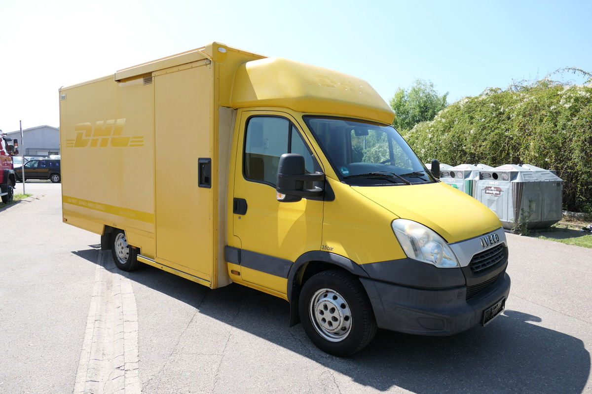 IVECO Daily 35 S11 C30C AUTOMATIK KAMERA Regale LUFT D - Koffer Transporter: das Bild 2 IVECO Daily 35 S11 C30C AUTOMATIK KAMERA Regale LUFT D - Koffer Transporter: das Bild 2