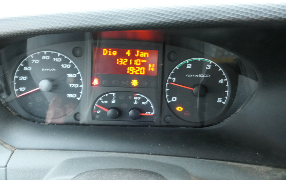 IVECO Daily 35 S11 C30C AUTOMATIK KAMERA Regale LUFT D – Leasing IVECO Daily 35 S11 C30C AUTOMATIK KAMERA Regale LUFT D: das Bild 11