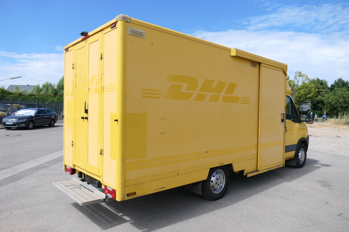 IVECO Daily 35 S11 C30C AUTOMATIK KAMERA Regale LUFT - Koffer Transporter: das Bild 4 IVECO Daily 35 S11 C30C AUTOMATIK KAMERA Regale LUFT - Koffer Transporter: das Bild 4