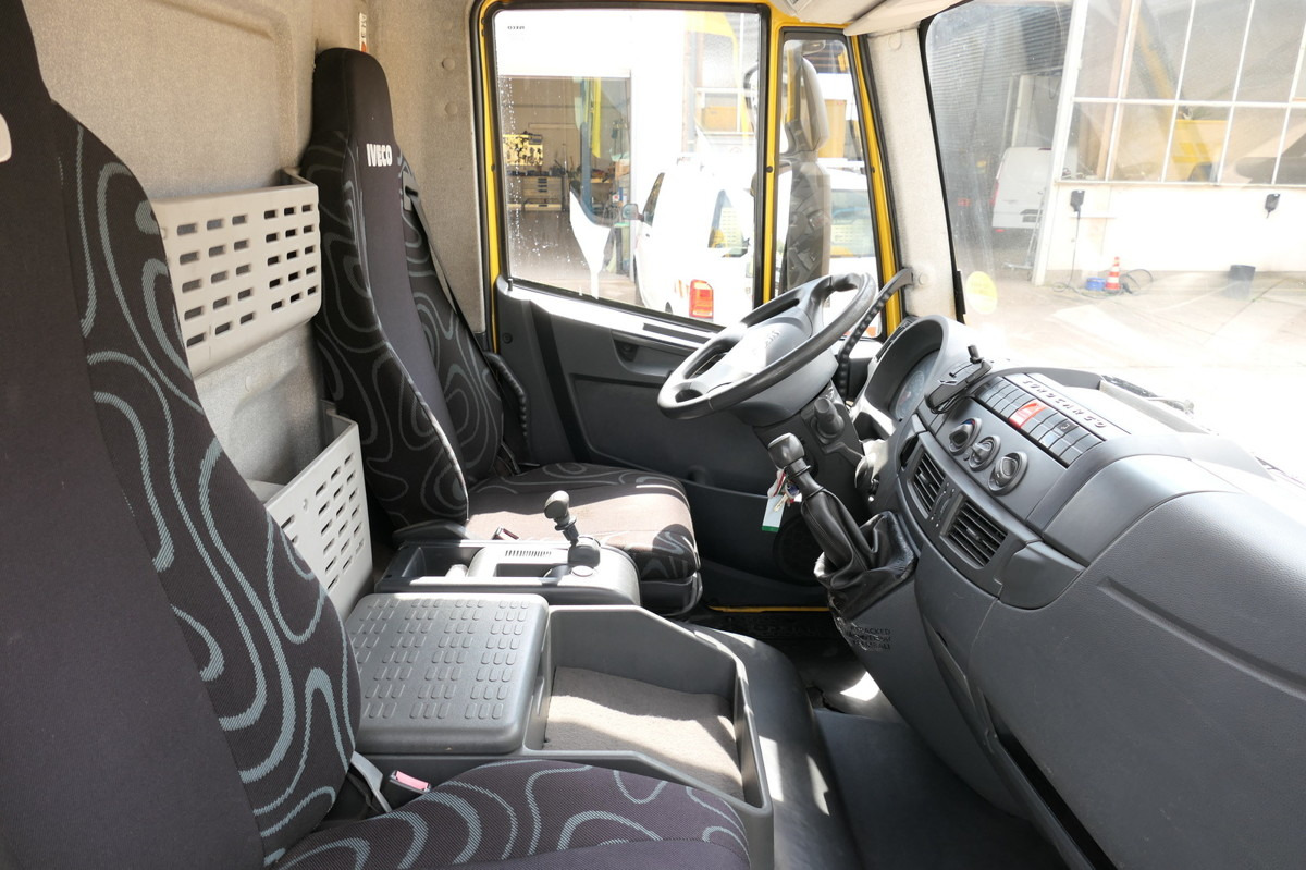 IVECO EuroCargo ML 75 E 16 P LBW - Koffer LKW: das Bild 5 IVECO EuroCargo ML 75 E 16 P LBW - Koffer LKW: das Bild 5