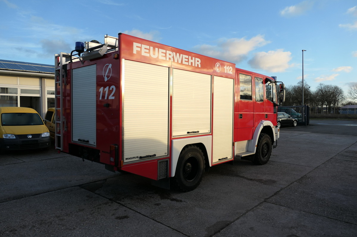 IVECO FF 95 E LF 8 DoKa AHK 4X4 SFZ FEUERWEHR Einzelbe - Feuerwehrfahrzeug: das Bild 3 IVECO FF 95 E LF 8 DoKa AHK 4X4 SFZ FEUERWEHR Einzelbe - Feuerwehrfahrzeug: das Bild 3