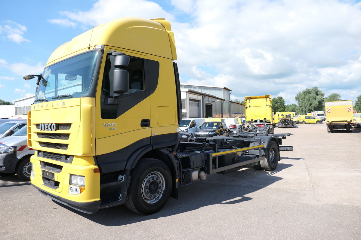IVECO Stralis AS 190 S 420 ECO LBW AHK KLIMA INTARDER - Containerwagen/ Wechselfahrgestell LKW: das Bild 3 IVECO Stralis AS 190 S 420 ECO LBW AHK KLIMA INTARDER - Containerwagen/ Wechselfahrgestell LKW: das Bild 3