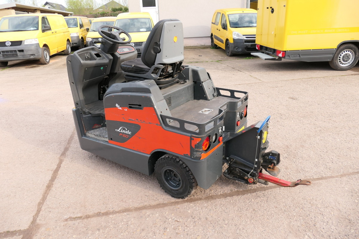 LINDE P 60 Z Schlepper Batterie 22/2019 3-Rad - Schleppfahrzeug: das Bild 5 LINDE P 60 Z Schlepper Batterie 22/2019 3-Rad - Schleppfahrzeug: das Bild 5
