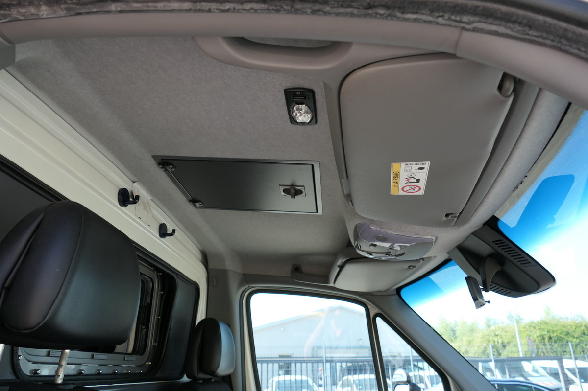 Krankenwagen MERCEDES-BENZ Sprinter 519 CDI Klima Krankenwagen: das Bild 9 Krankenwagen MERCEDES-BENZ Sprinter 519 CDI Klima Krankenwagen: das Bild 9