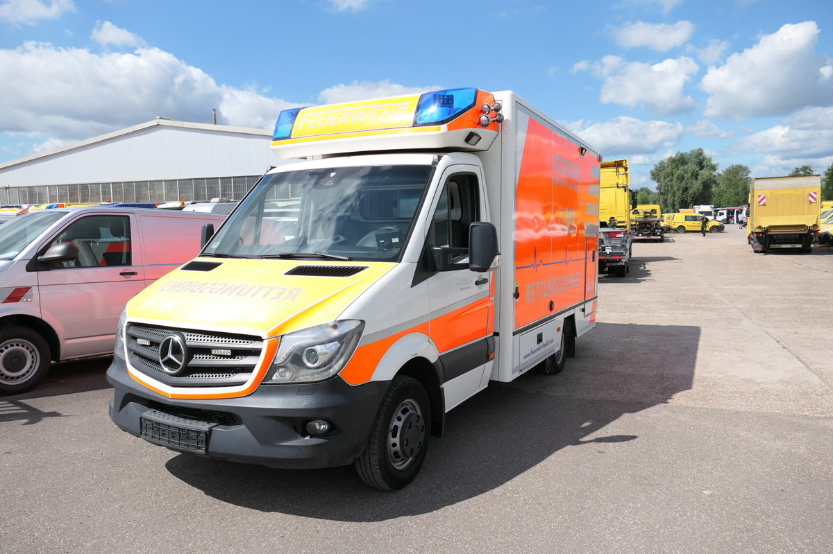 MERCEDES-BENZ Sprinter 519 CDI Klima Krankenwagen Fahrtec Aufb - Krankenwagen: das Bild 2 MERCEDES-BENZ Sprinter 519 CDI Klima Krankenwagen Fahrtec Aufb - Krankenwagen: das Bild 2