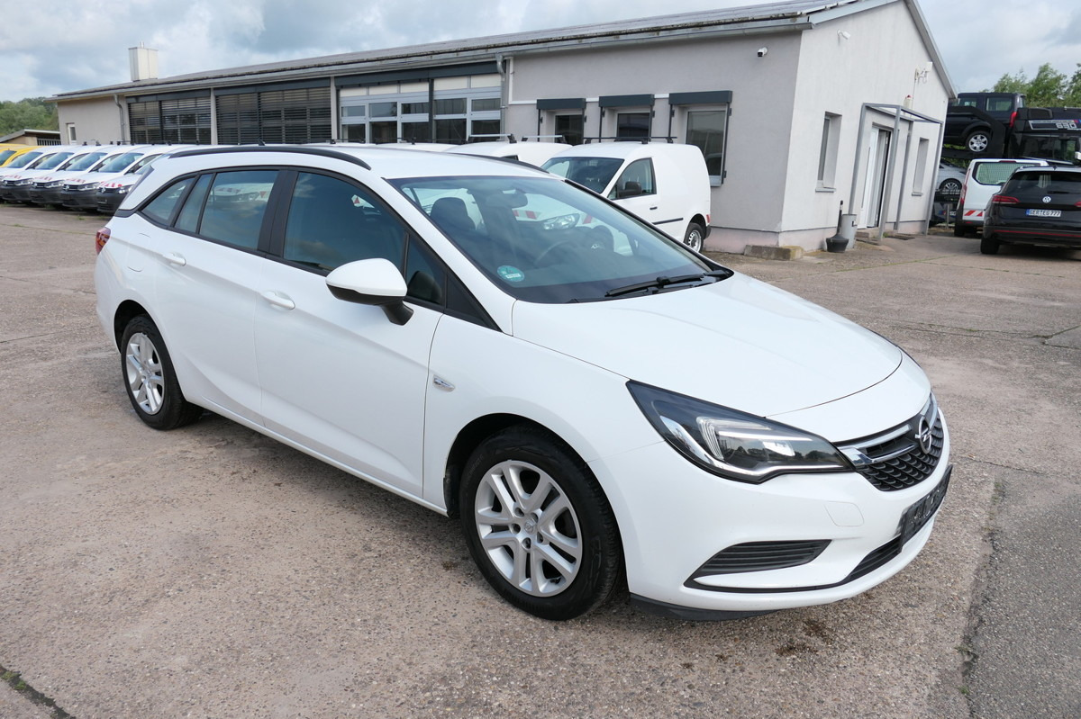 OPEL Astra K 1.6 CDTI Edition S/S KLIMA - PKW: das Bild 2 OPEL Astra K 1.6 CDTI Edition S/S KLIMA - PKW: das Bild 2