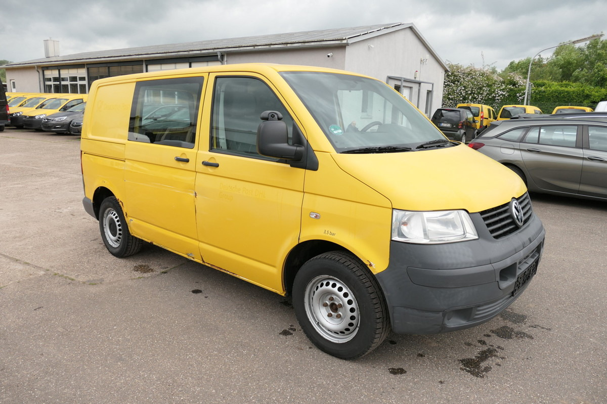 VW T5 Transporter 1.9 TDI 2-Sitzer PARKTRONIK 2xSCH - Kleintransporter: das Bild 2 VW T5 Transporter 1.9 TDI 2-Sitzer PARKTRONIK 2xSCH - Kleintransporter: das Bild 2