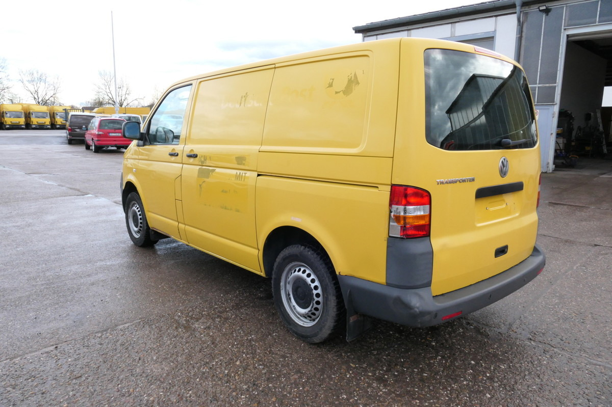 VW T5 Transporter 1.9 TDI PARKTRONIK 2xSCHIEBETÜR - Kleintransporter: das Bild 5 VW T5 Transporter 1.9 TDI PARKTRONIK 2xSCHIEBETÜR - Kleintransporter: das Bild 5