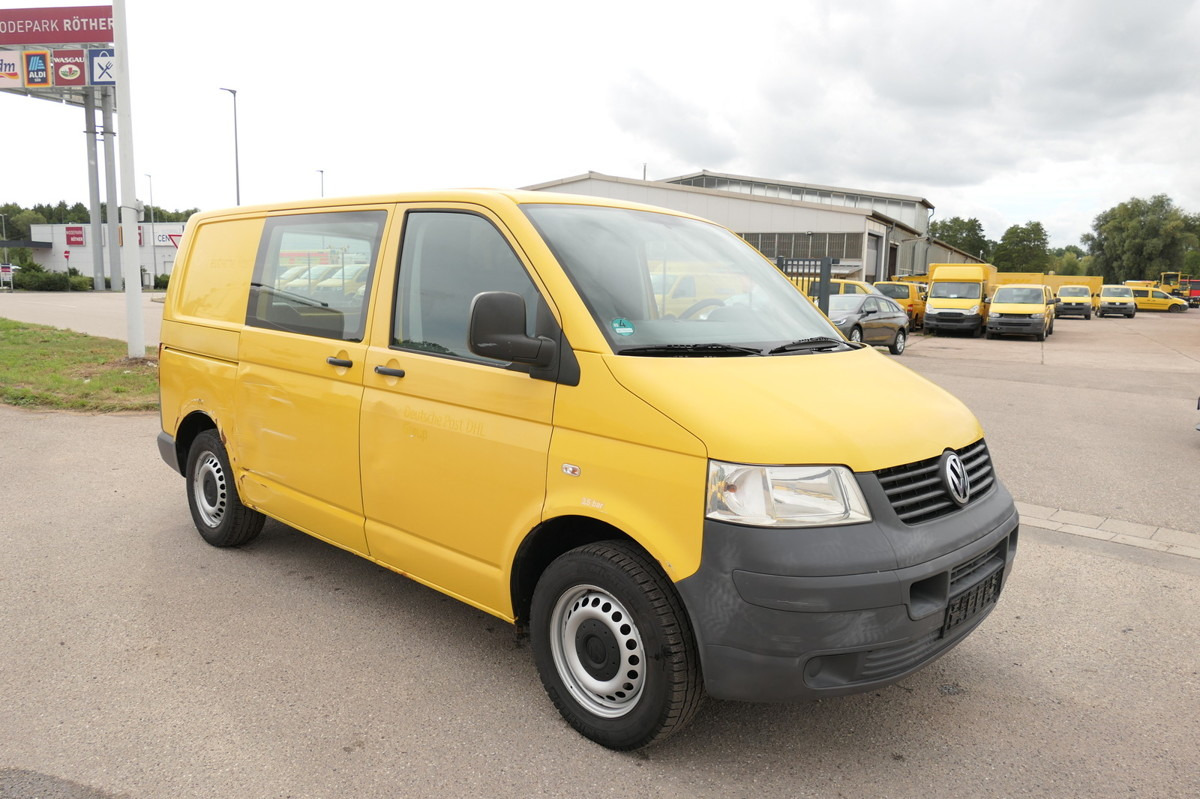 VW T5 Transporter 1.9 TDI PARKTRONIK 2xSCHIEBETÜR - Kleintransporter: das Bild 2 VW T5 Transporter 1.9 TDI PARKTRONIK 2xSCHIEBETÜR - Kleintransporter: das Bild 2