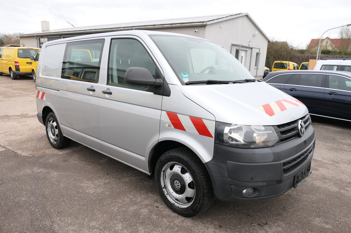 VW T5 Transporter 2.0 TDI 2Sitzer 4Motion AHK KLIMA - Kleintransporter: das Bild 3 VW T5 Transporter 2.0 TDI 2Sitzer 4Motion AHK KLIMA - Kleintransporter: das Bild 3