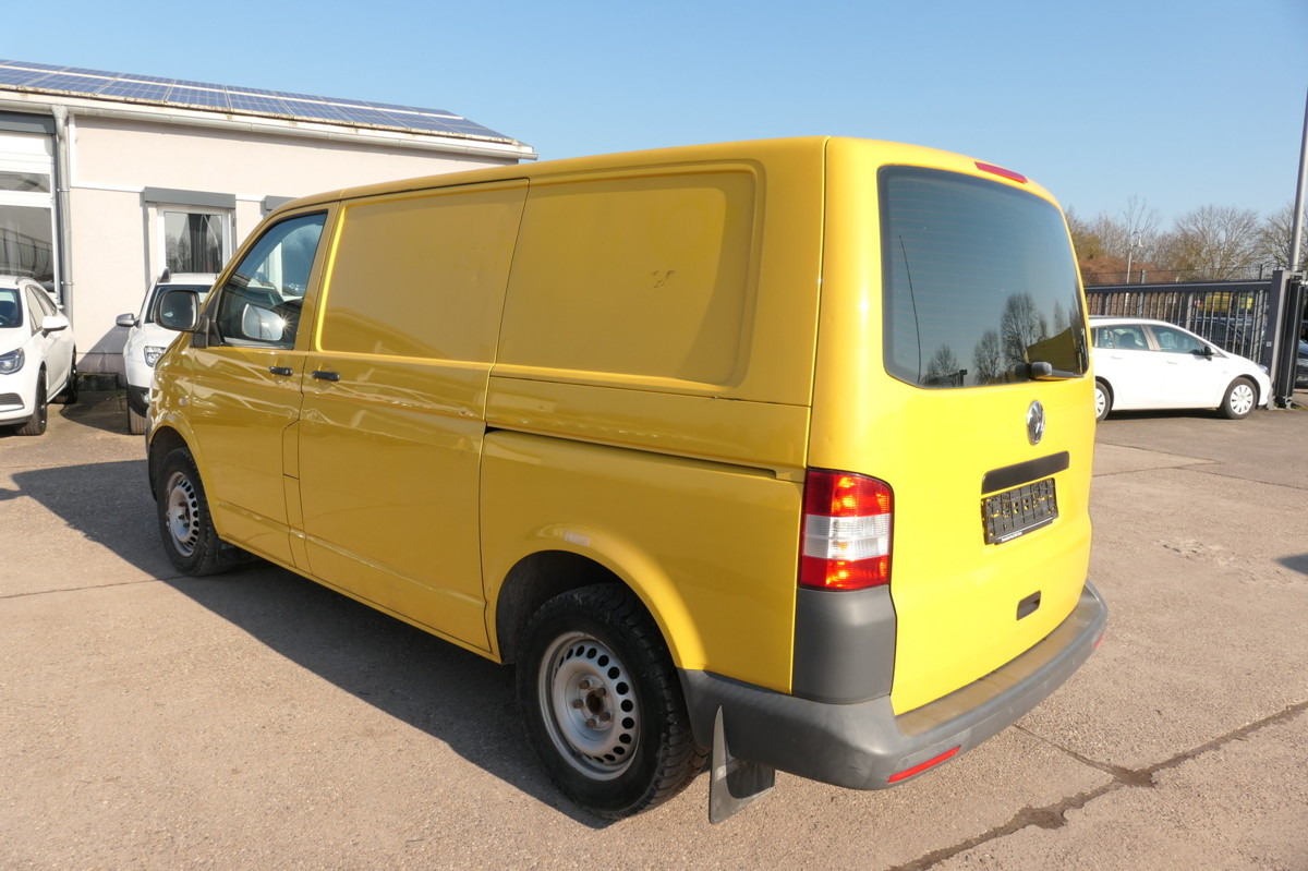 VW T5 Transporter 2.0 TDI 2xSCHIEBETÜR PARKTRONIK E - Kleintransporter: das Bild 5 VW T5 Transporter 2.0 TDI 2xSCHIEBETÜR PARKTRONIK E - Kleintransporter: das Bild 5