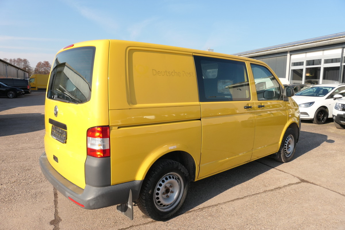 VW T5 Transporter 2.0 TDI 2xSCHIEBETÜR PARKTRONIK E - Kleintransporter: das Bild 4 VW T5 Transporter 2.0 TDI 2xSCHIEBETÜR PARKTRONIK E - Kleintransporter: das Bild 4