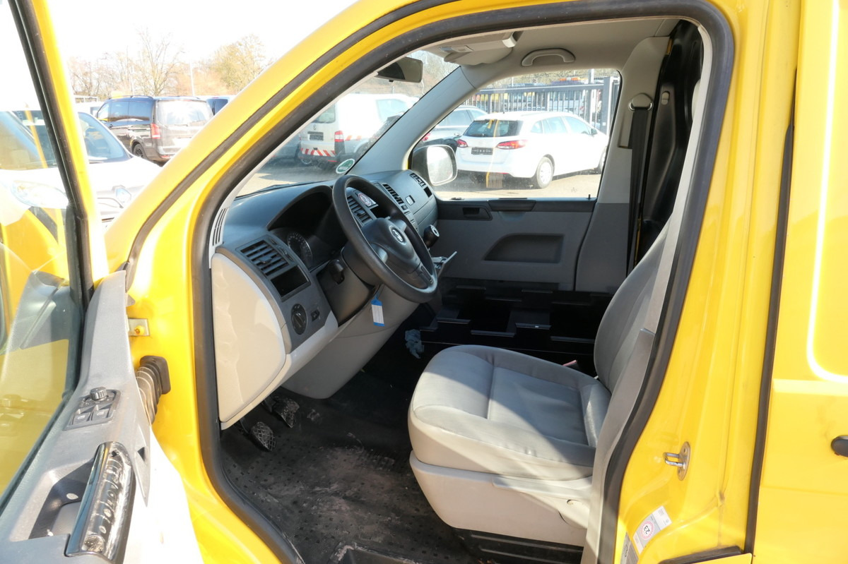 Kleintransporter VW T5 Transporter 2.0 TDI 2xSCHIEBETÜR PARKTRONIK E: das Bild 8