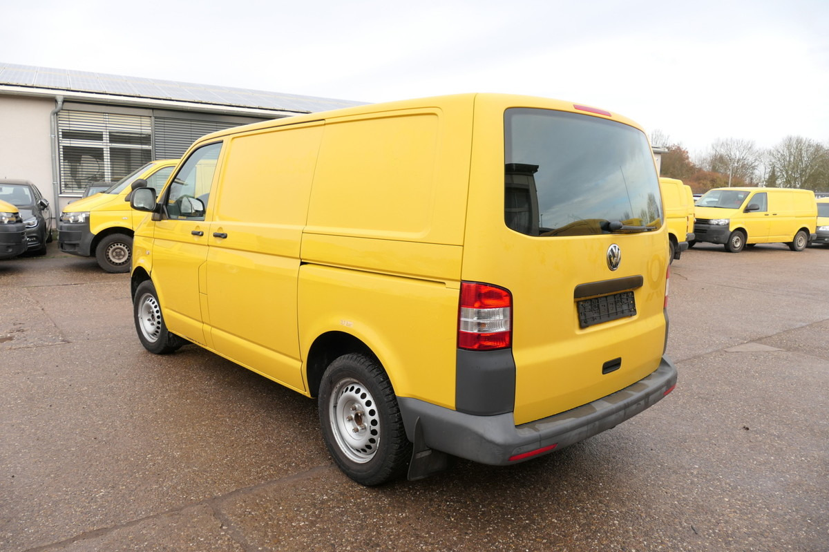 VW T5 Transporter 2.0 TDI 2xSCHIEBETÜR PARKTRONIK E - Kleintransporter: das Bild 5 VW T5 Transporter 2.0 TDI 2xSCHIEBETÜR PARKTRONIK E - Kleintransporter: das Bild 5
