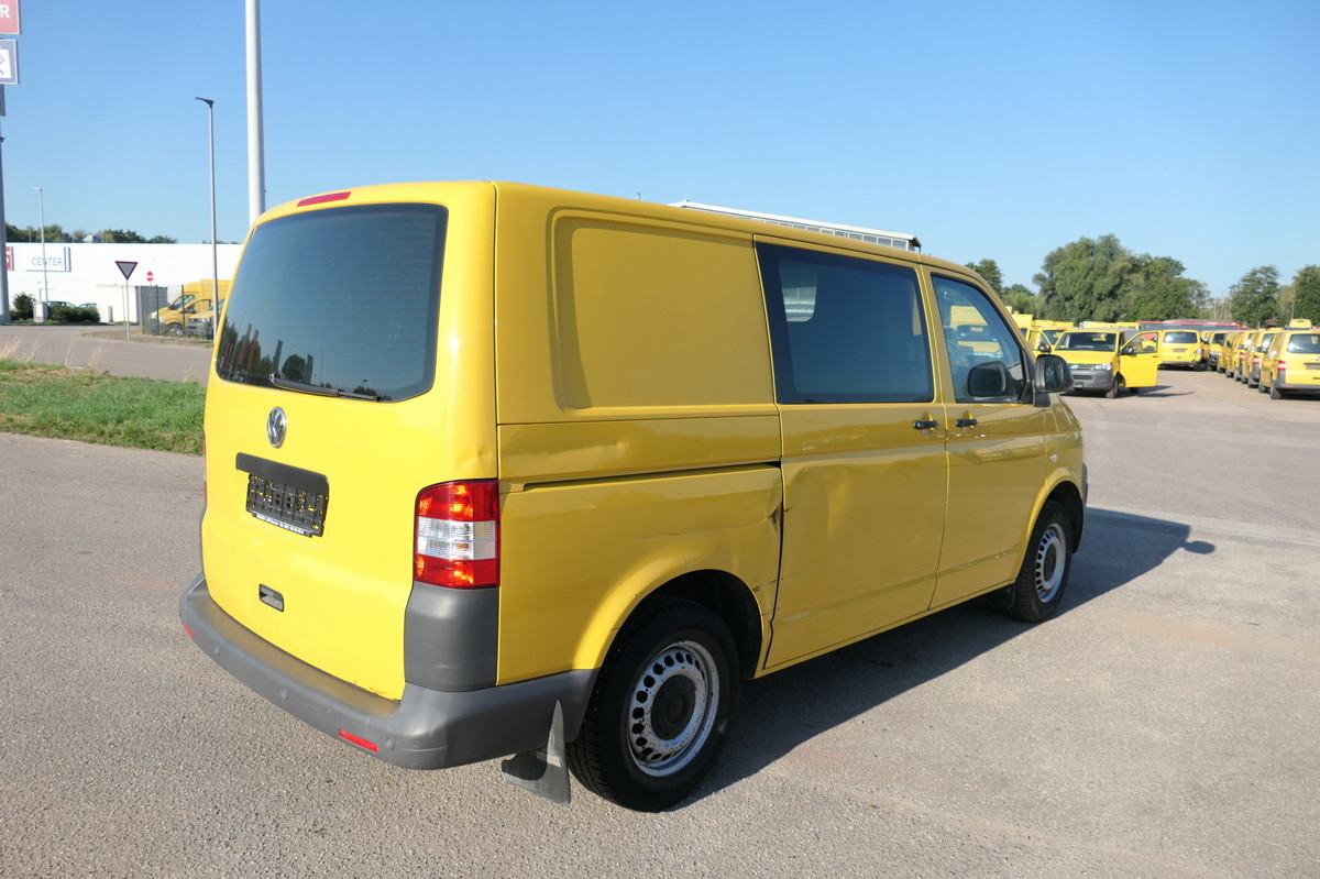 VW T5 Transporter 2.0 TDI PARKTRONIK 2xSCHIEBETÜR C - Kleintransporter: das Bild 4 VW T5 Transporter 2.0 TDI PARKTRONIK 2xSCHIEBETÜR C - Kleintransporter: das Bild 4