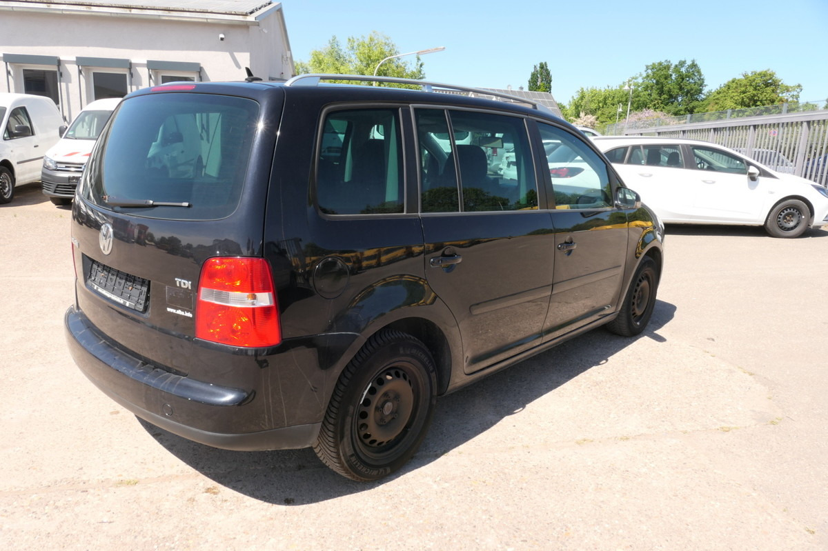 VW Touran Trendline - PKW: das Bild 3 VW Touran Trendline - PKW: das Bild 3