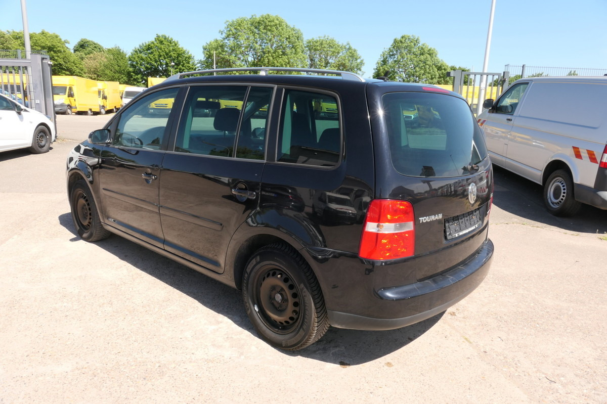 VW Touran Trendline - PKW: das Bild 4 VW Touran Trendline - PKW: das Bild 4
