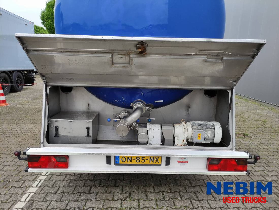 Feldbinder TSA 33.3-3 Unibloc pump electr - 3 comp. 8.000 / 2 2.500 / 3.000 Ltr. - Tankauflieger: das Bild 4 Feldbinder TSA 33.3-3 Unibloc pump electr - 3 comp. 8.000 / 2 2.500 / 3.000 Ltr. - Tankauflieger: das Bild 4