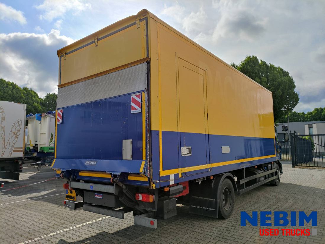Renault D 14 240 4X2 - 319.854Km - Koffer LKW: das Bild 2 Renault D 14 240 4X2 - 319.854Km - Koffer LKW: das Bild 2