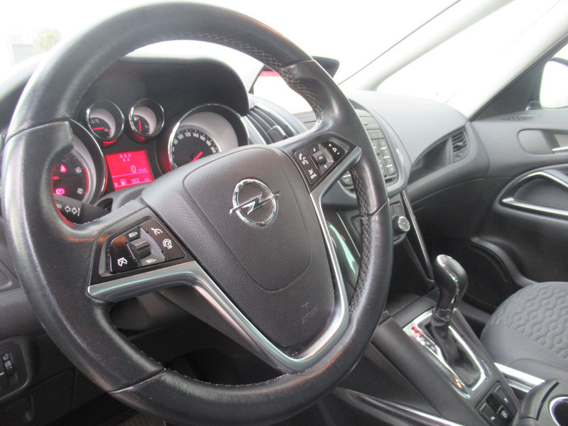 PKW Opel Zafira Touren: das Bild 16 PKW Opel Zafira Touren: das Bild 16