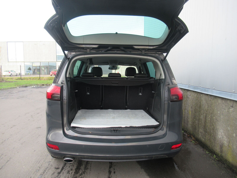 PKW Opel Zafira Touren: das Bild 7 PKW Opel Zafira Touren: das Bild 7