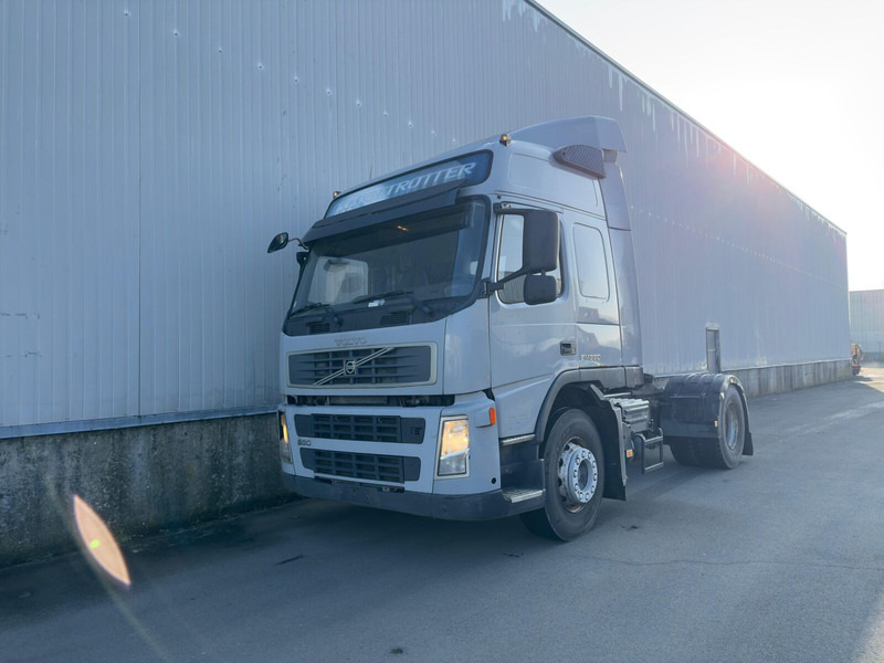 Volvo fm 330 - Sattelzugmaschine: das Bild 1 Volvo fm 330 - Sattelzugmaschine: das Bild 1