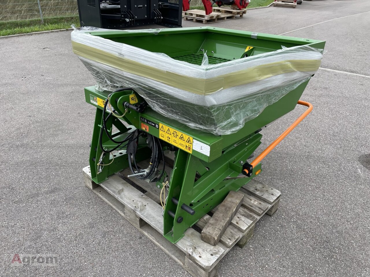 Amazone ZA-XW 503 - Düngerstreuer: das Bild 4 Amazone ZA-XW 503 - Düngerstreuer: das Bild 4