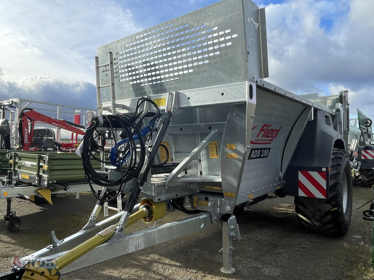 Fliegl ADS 100 - Dungstreuer: das Bild 3 Fliegl ADS 100 - Dungstreuer: das Bild 3