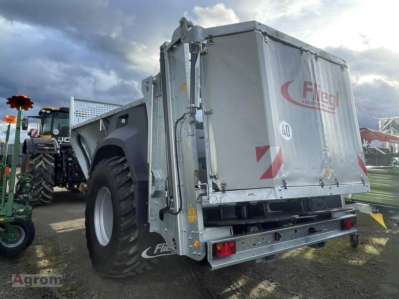 Fliegl ADS 100 - Dungstreuer: das Bild 4 Fliegl ADS 100 - Dungstreuer: das Bild 4