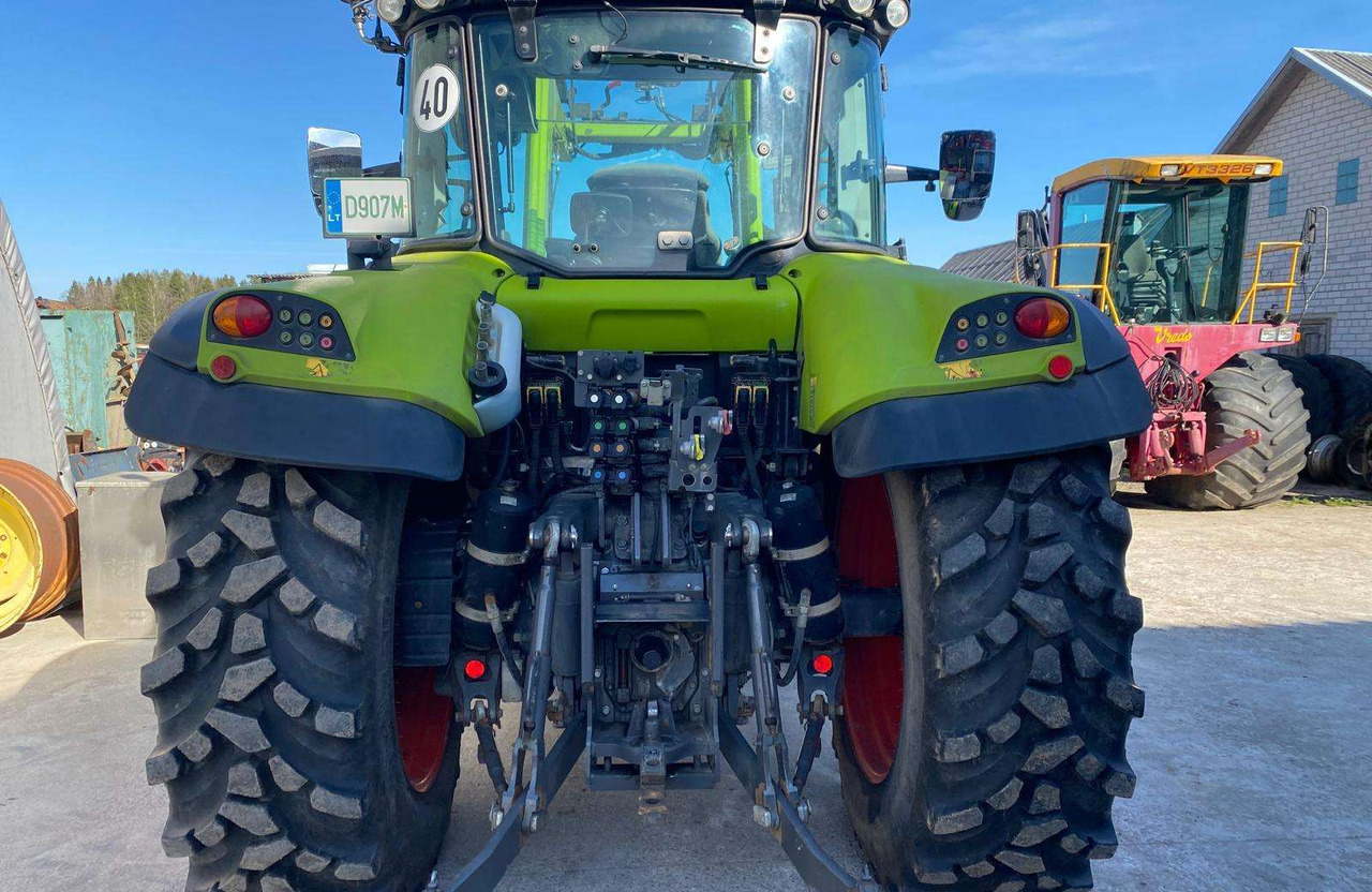 Claas Arion 440 su Claaas front.kr. - Traktor: das Bild 2 Claas Arion 440 su Claaas front.kr. - Traktor: das Bild 2