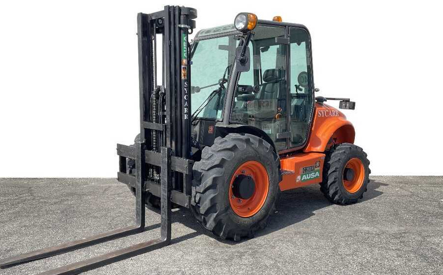 Ausa C 250 H X4 - Geländestapler: das Bild 1 Ausa C 250 H X4 - Geländestapler: das Bild 1