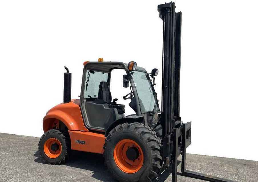 Ausa C 350 H X4 (4400 ore) - Geländestapler: das Bild 1 Ausa C 350 H X4 (4400 ore) - Geländestapler: das Bild 1