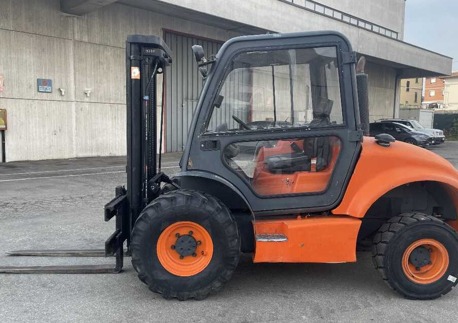 Ausa CH 200 X4 (MOTORE RETTIFICATO) - Geländestapler: das Bild 2 Ausa CH 200 X4 (MOTORE RETTIFICATO) - Geländestapler: das Bild 2