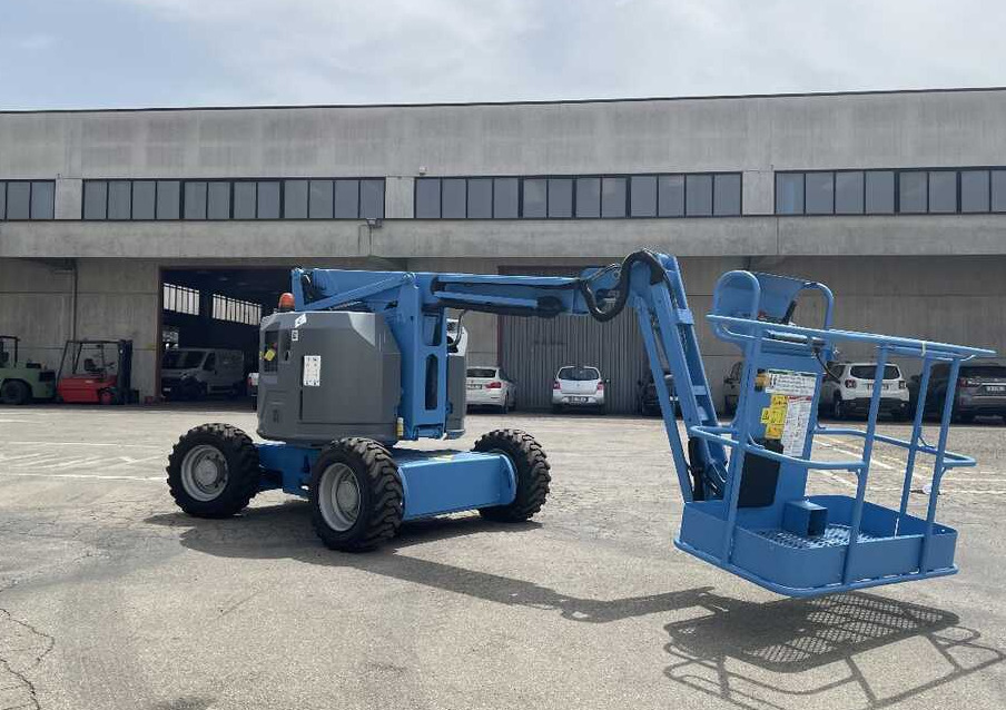 GENIE Z 34/22 (4x4) - Gelenkarmbühne: das Bild 3 GENIE Z 34/22 (4x4) - Gelenkarmbühne: das Bild 3