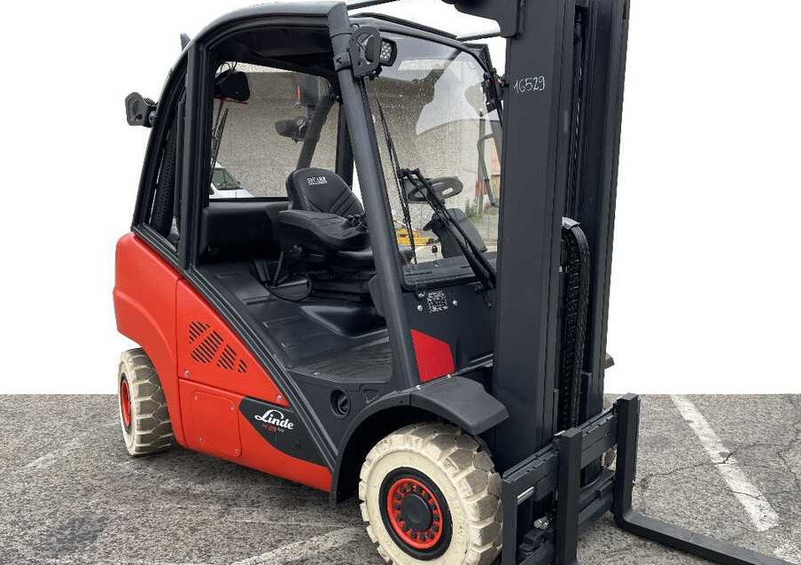 Linde H 25 D-02 - Dieselstapler: das Bild 1 Linde H 25 D-02 - Dieselstapler: das Bild 1