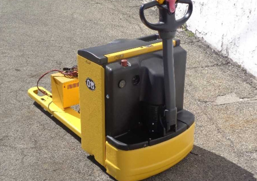 OM TL 18 AC (BATTERIA 2019) - Niederhubwagen: das Bild 2 OM TL 18 AC (BATTERIA 2019) - Niederhubwagen: das Bild 2