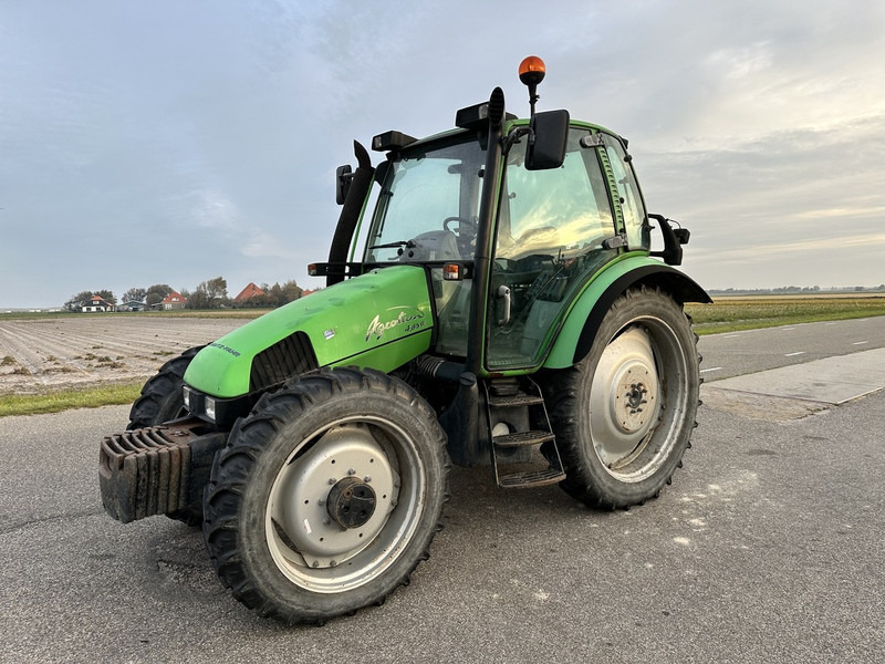 Deutz Agrotron 4.85 - Traktor: das Bild 1 Deutz Agrotron 4.85 - Traktor: das Bild 1