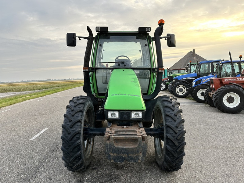 Deutz Agrotron 4.85 - Traktor: das Bild 2 Deutz Agrotron 4.85 - Traktor: das Bild 2