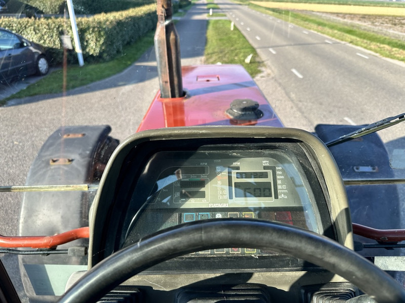Fiat F100 - Traktor: das Bild 5 Fiat F100 - Traktor: das Bild 5