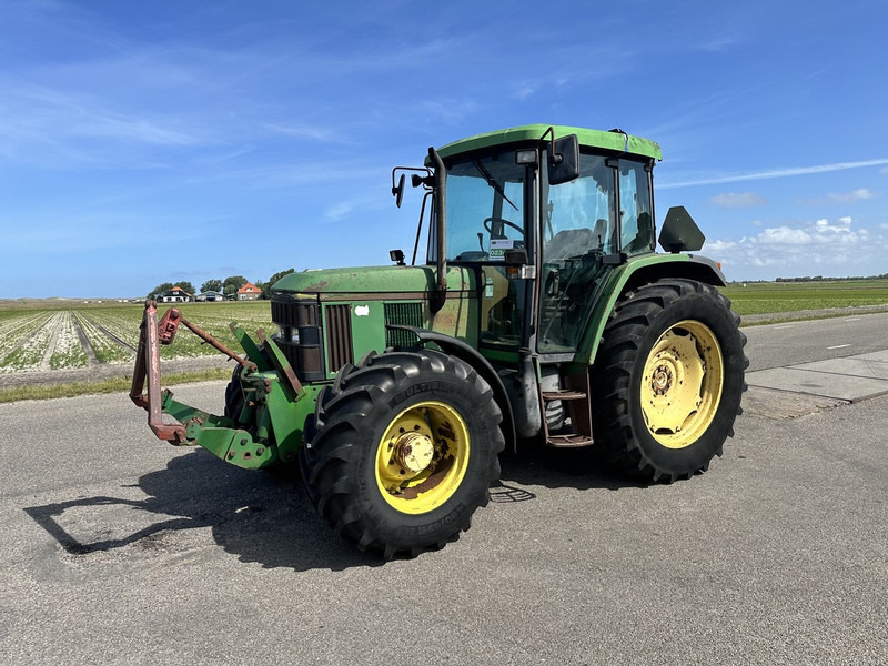 John Deere 6200 - Traktor: das Bild 1 John Deere 6200 - Traktor: das Bild 1