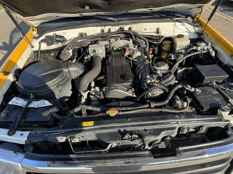 PKW Toyota Land Cruiser: das Bild 14