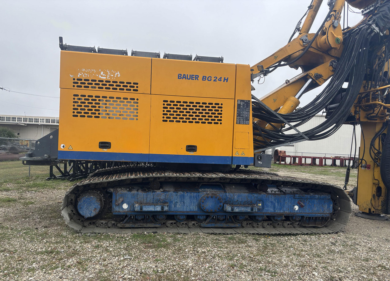Bauer BG 24H - Ramme: das Bild 3 Bauer BG 24H - Ramme: das Bild 3